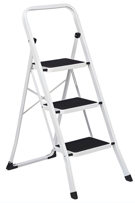 39 STEEL LADDER